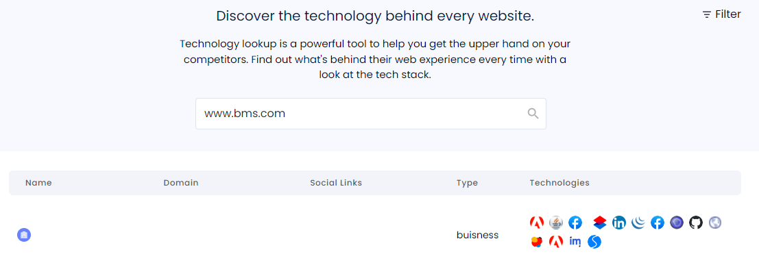 Screenshot showing Traek’s technology lookup feature that identify technology on website  
