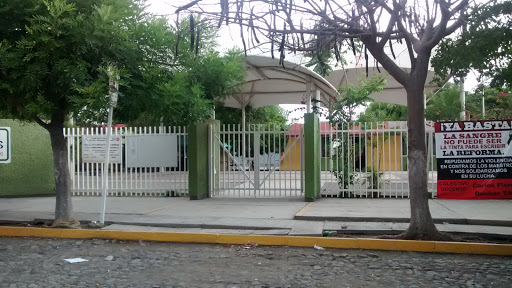 Escuela Primaria Carlos Flores Dueñas en Villa de Álvarez