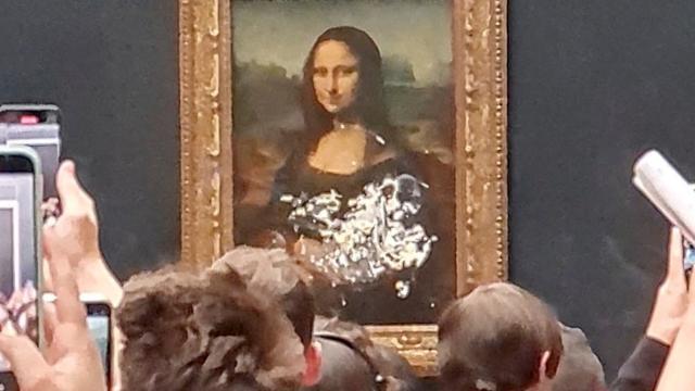 Mona Lisa tablosuna pastalı saldırı - Londra Gazete