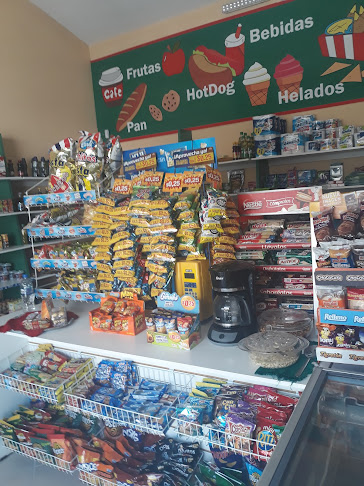 Opiniones de 365 Market en Quito - Tienda de ultramarinos