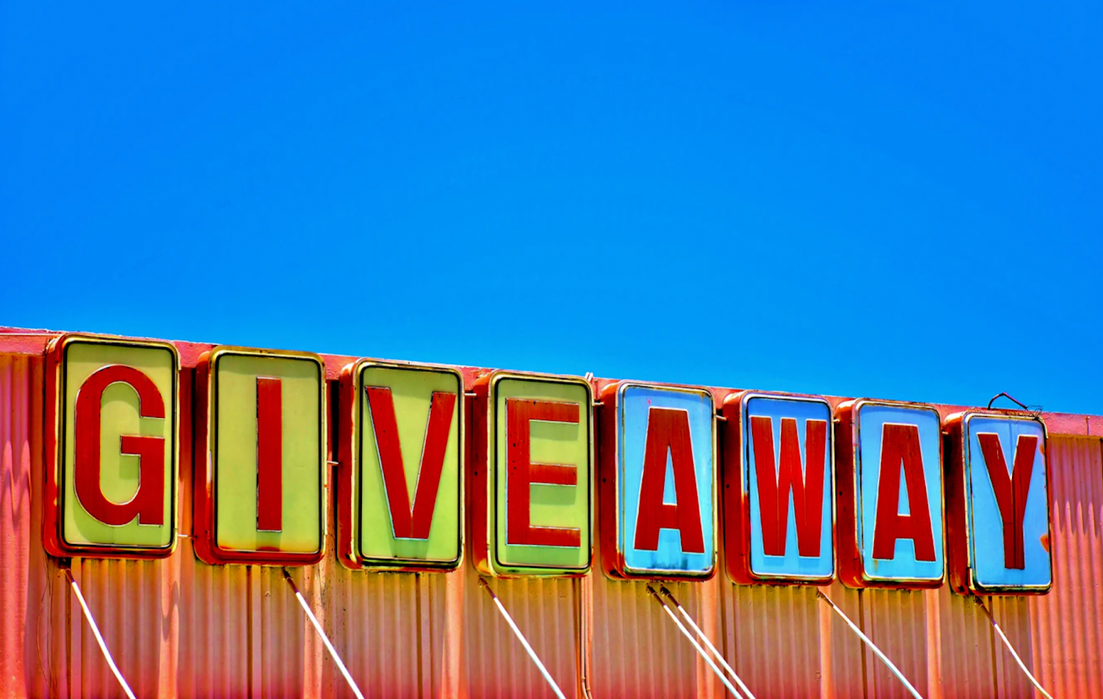 20+ best Facebook giveaway ideas to increase likes