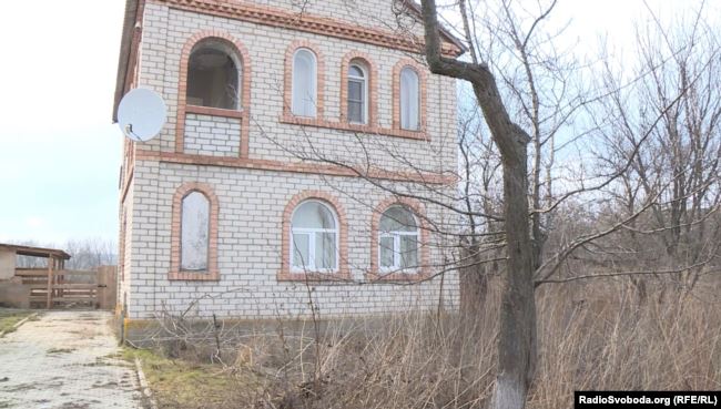 Будинок у Сторожевому, в якому жив Сергій Дубинський
