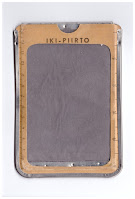 Photograph of “Iki-piirto” writing pad, a Finnish variety of Printator, known in German language as “Wunderblock”, as described by Sigmund Freud in his essay “A Note upon the ‘Mystic Writing-Pad’” from 1925. This writing aid has allegedly been used in Finnish schools circa 1950s when teaching mathematics, as there is a multiplication table on the backside (not pictured).