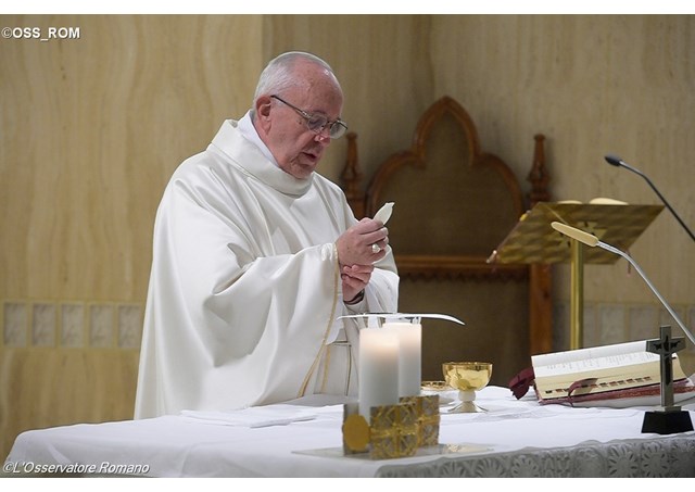Pope Francis at Mass in the Casa Santa Marta chapel, Nov 17, 2016 - OSS_ROM