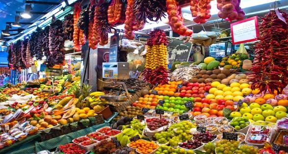 A picture containing marketplace, scene, fruit, vegetable Description automatically generated