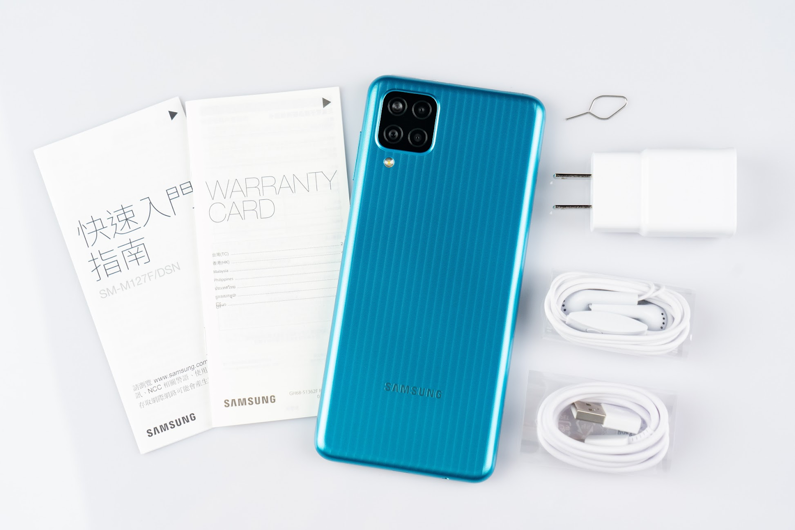 五千有找！Samsung Galaxy M12 開箱評測和實測體驗｜三星 M12 台版、90Hz 螢幕更新率、電量續航、高 CP 平價手機、公務機/小孩機/聯絡機/長輩機 PTT｜科技狗 - 90Hz 螢幕更新率, 90Hz螢幕, Galaxy M12, Galaxy M12 優缺點, Galaxy M12 評價, Galaxy M12 評測, Galaxy M12 開箱, M12, NFC, PTT, Samsung Galaxy M12, Samsung Galaxy M12 review, Samsung Galaxy M12 unboxing, 三星 M12 印度, 三星 M12 台版, 三星M12, 三星便宜手機, 三星公務機/小孩機/長輩機, 公務機, 實測, 小孩機, 平價手機, 聯絡機, 長輩機, 開箱評測, 體驗, 高 CP - 科技狗 3C DOG