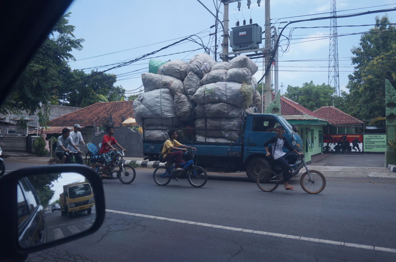 034966097-big.jpg