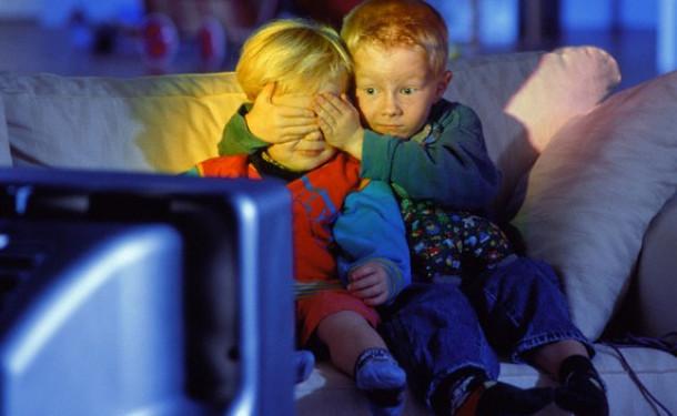 Телевизор и ребенок: что надо знать родителям дошкольника