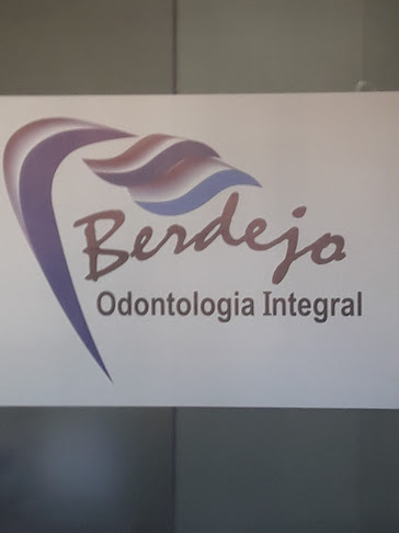 Opiniones de Berdejo Odontología Integral en Socabaya - Dentista