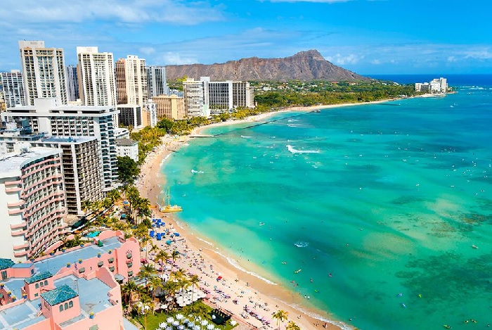 Tour du lịch Hawaii - Đắm say trước vẻ đẹp thơ mộng tại Bãi biển Waikiki