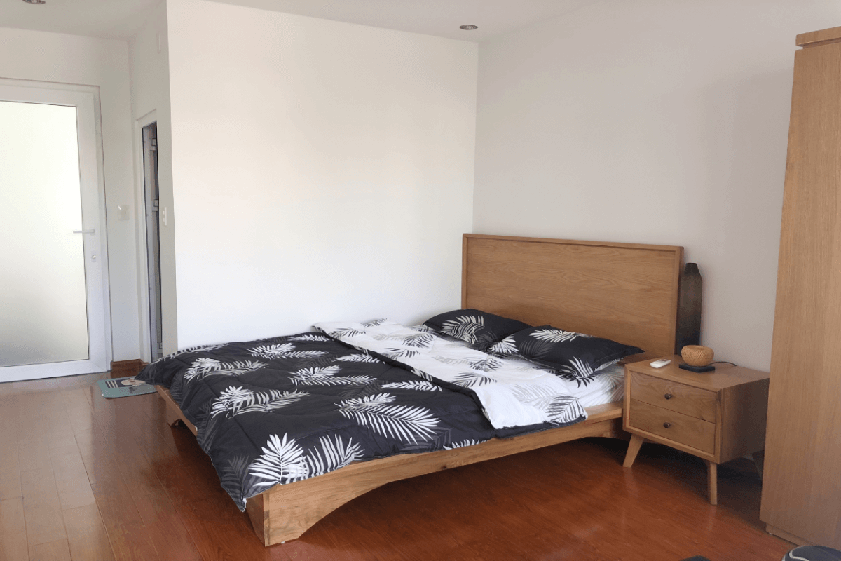  Giường ngủ gỗ trầm hương
