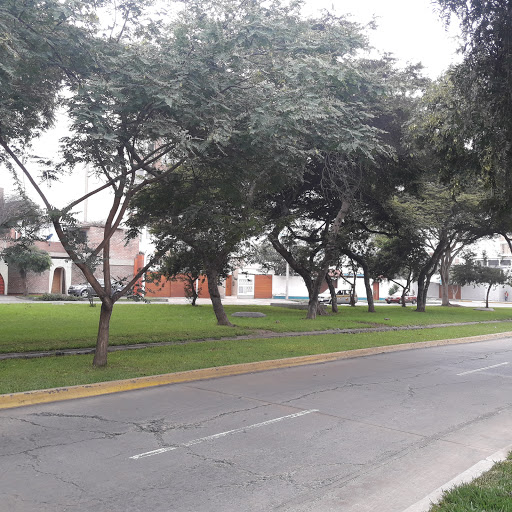 Estacionamiento Los Portales