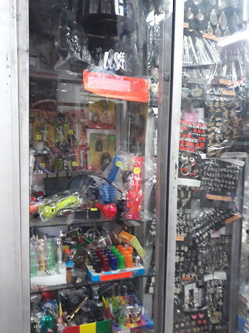 Francisco, Av. 5 SE - FRANCISCO GARCÍA AVILÉS 827, Guayaquil 090307