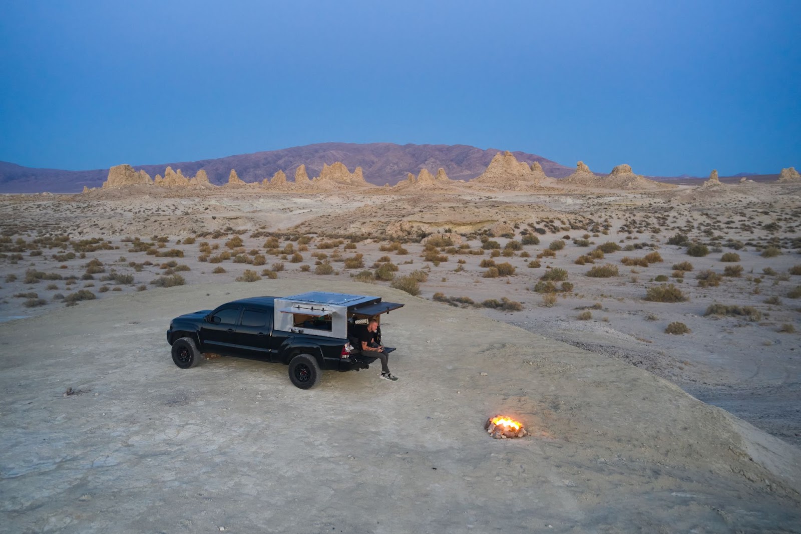 What Is a Truck Camper: Features and Advantages