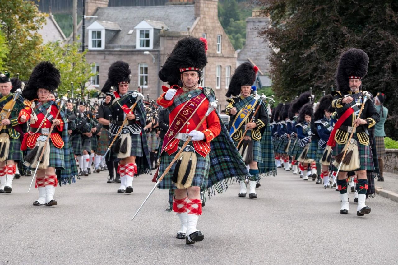 Kilts for men are a traditional Scottish dress that has been worn for centuries. They are typically made of tartan fabric and consist of a skirt-like garment that is wrapped around the waist and secured with a belt or buckle.