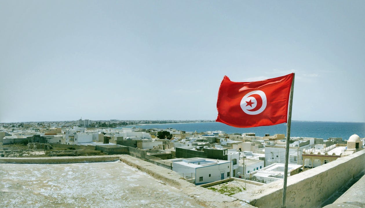 Международные права в Тунисе