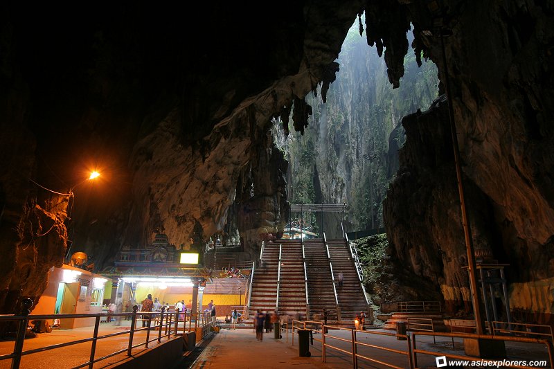 batucaves.jpg