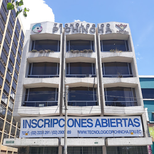 Opiniones de Instituto Tecnológico Superior del Honorable Consejo Provincial de Pichincha en Quito - Escuela