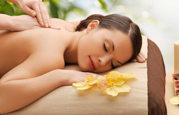 Thanh Nga hứa hẹn sẽ cho bạn trải nghiệm massage hoàn hảo