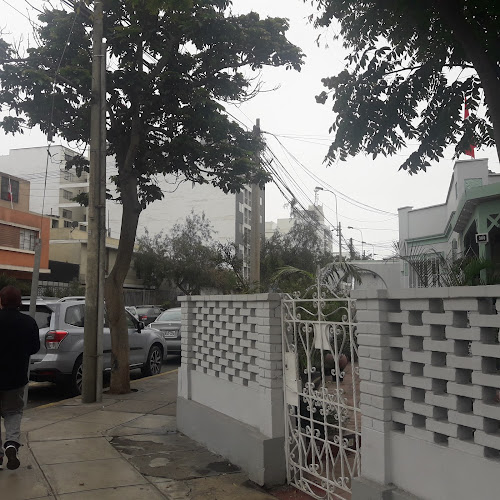 URVIA - Corporación Andina de Urbanistas - Miraflores