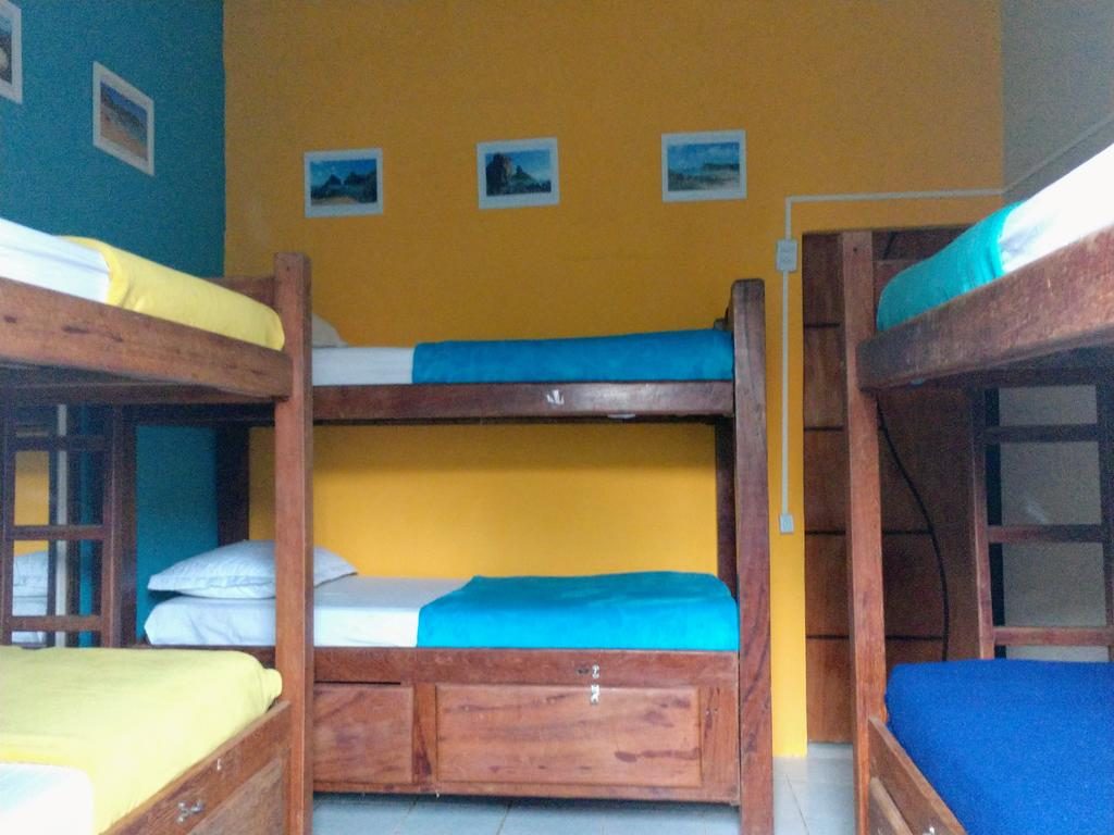 Noronha Hostel & Suites