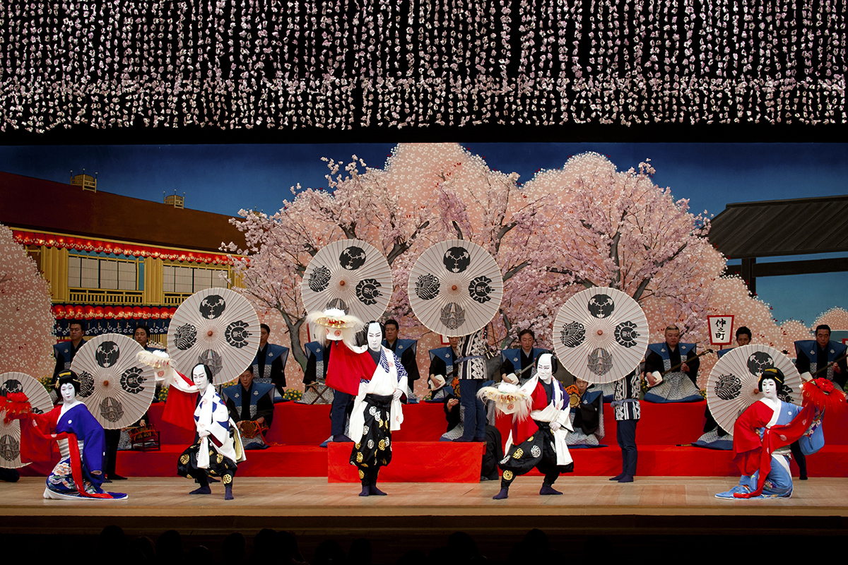 Cùng hòa mình vào văn hóa kịch múa Kabuki