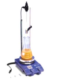 Magnetic stirrer with heater and contact thermometer. (Courtesy of Minitube International).
