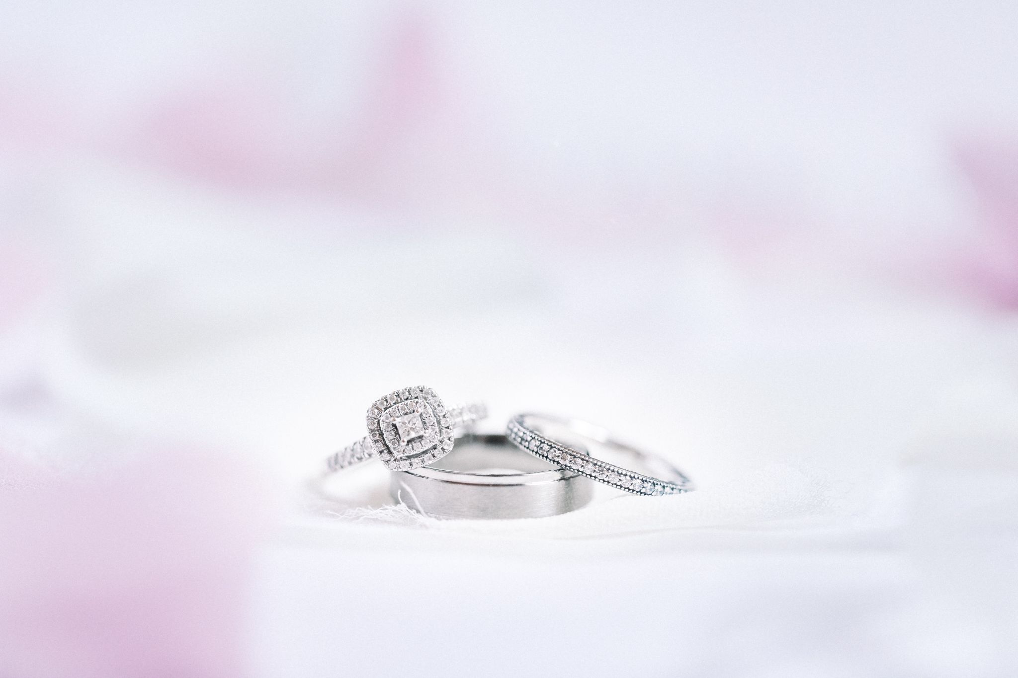 Wedding Band that Complements the Engagement Ring