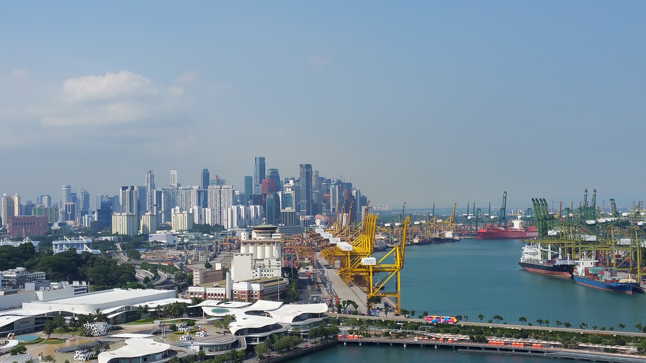 Khám Phá Cảng Sembawang: Trung Tâm Vận Tải Của Singapore