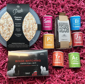 popcorn gift set with flavoring and kernels