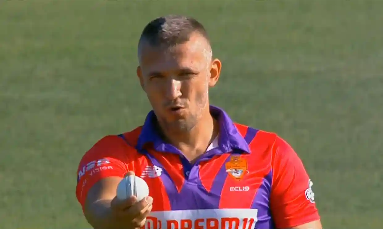 Pavel Florin has been nominated for the BBL draft: Pavel Florin, the Romanian cricketer with a peculiar bowling motion who rose to notoriety and cult status