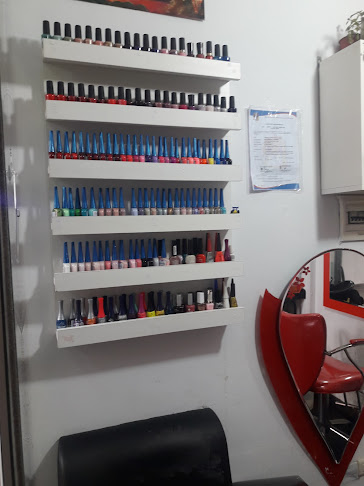 Opiniones de D Roxi Nails Salón en Trujillo - Centro de estética