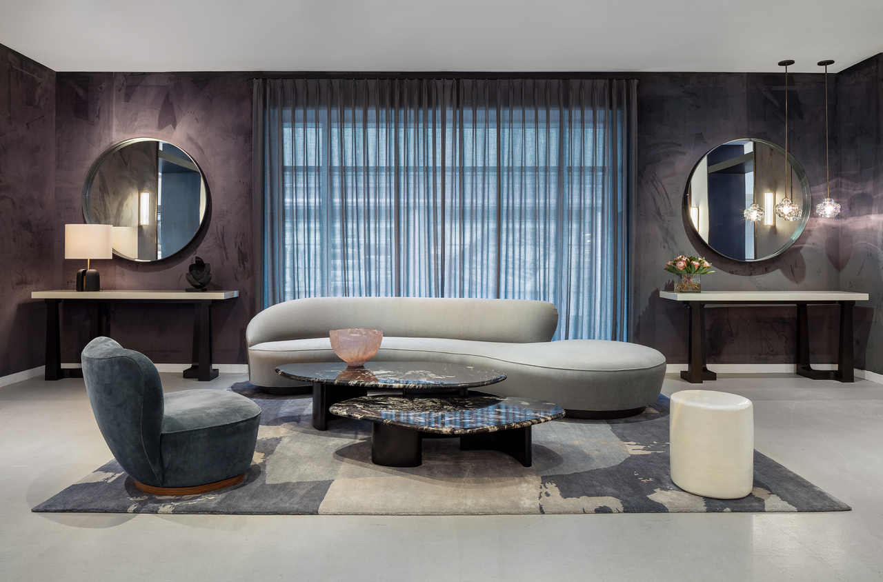 Velvet wall treatment
glamorous living room