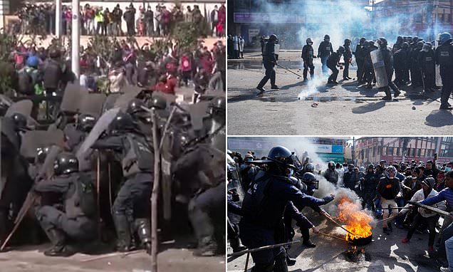 Politiet i Nepal skyter av tåregass og vannkanoner for å spre protest mot USAs 'gave'