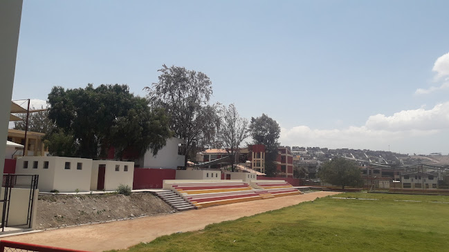 Campo Deportivo Villa el Golf - Campo de fútbol