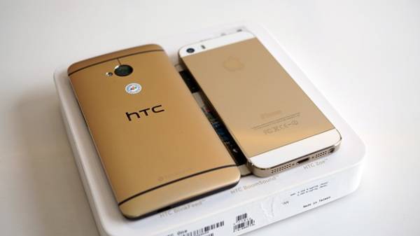 HTC_One_Gold4.jpg