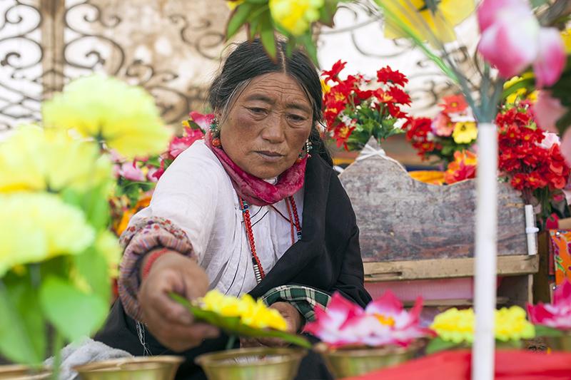 http://religionnews.com/wp-content/uploads/2017/07/webRNS-TIBETAN-PRAYER17-072017.jpg