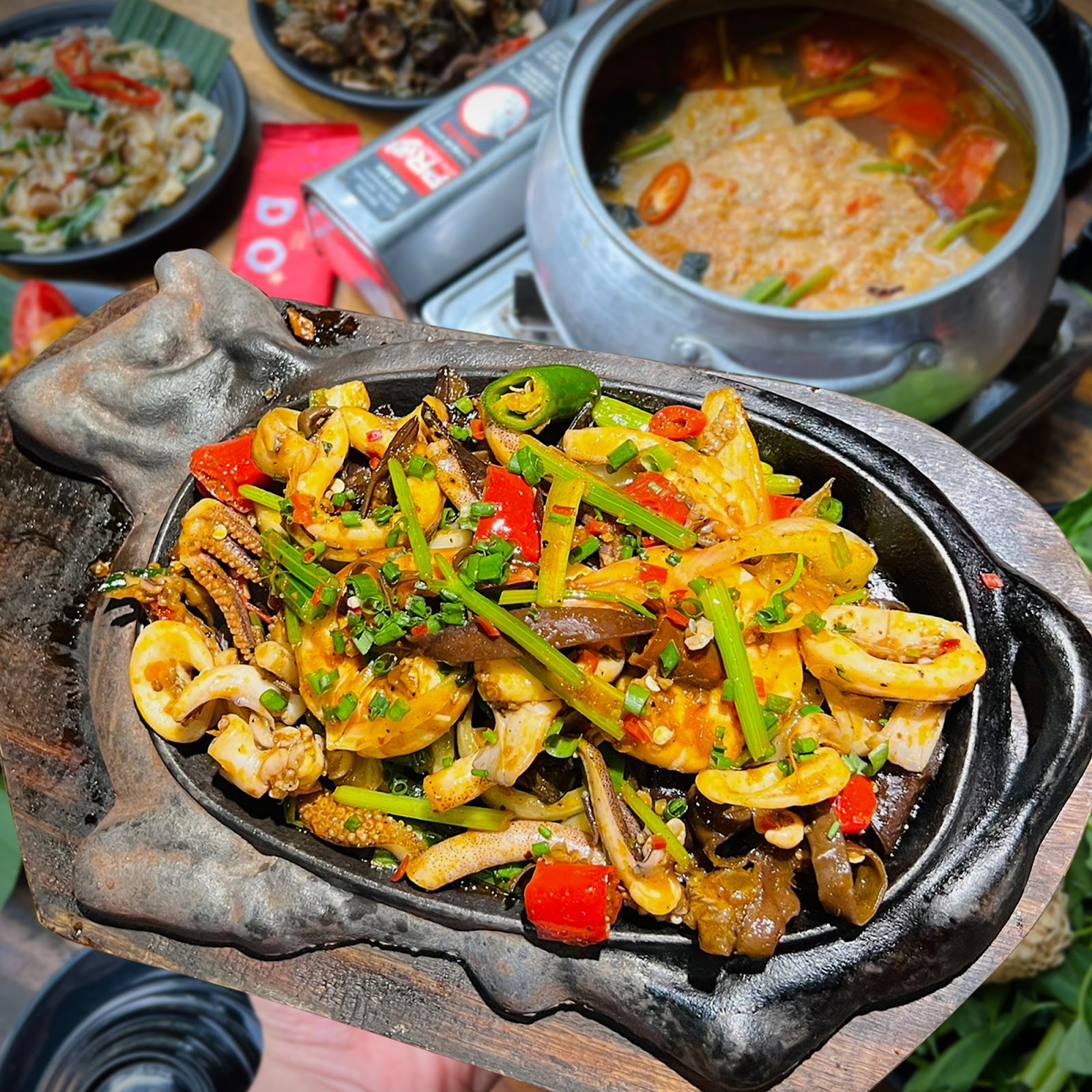 Nhậu rượu soju với món hải sản tứ xuyên