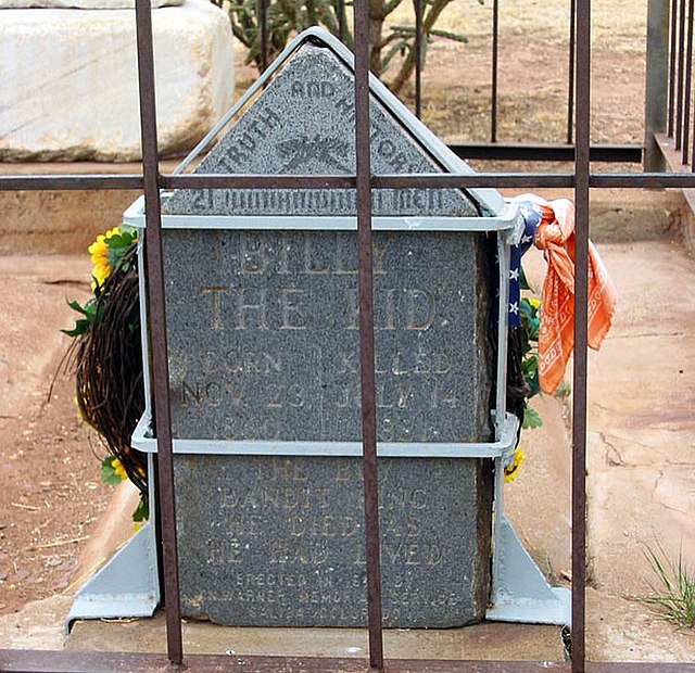 <em>Billy's tombstone in New Mexico</em> (Wikimedia Commons)
