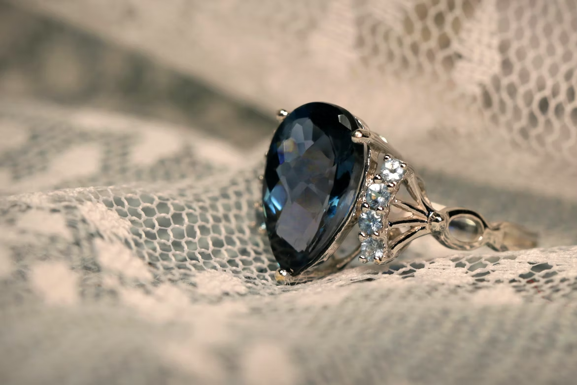 A ring with a blue rare gemstone