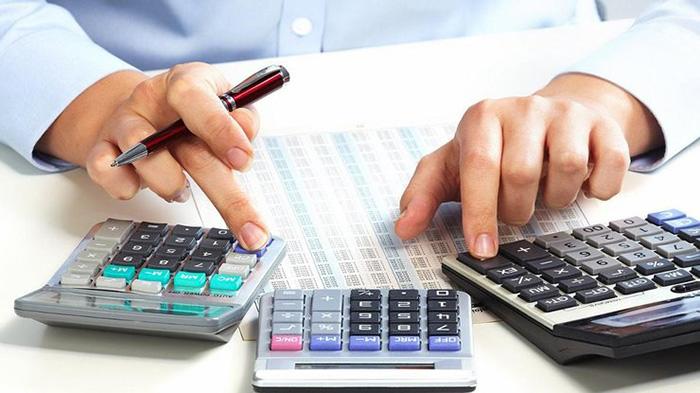 Ảnh có chứa văn bản, thiết bị điện tử, bàn phím, máy tính

Mô tả được tạo tự động