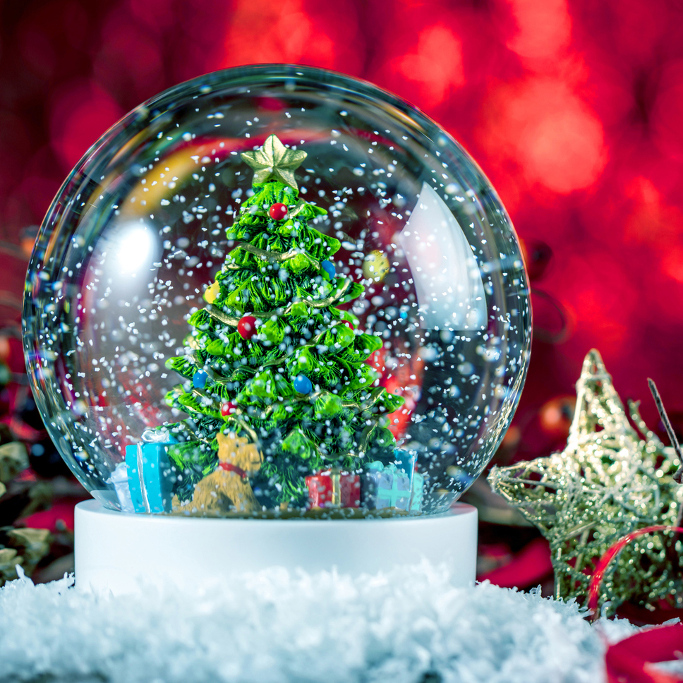 snow globe with Christmas tree