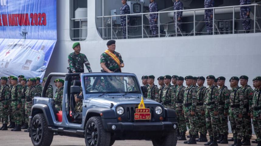 Lực lượng Vũ trang Indonesia trong lễ khai mạc cuộc tập trận quân sự ASEAN Solidarity Exercise tại cảng Batu Ampar, đảo Batam, Indonesia, ngày 19/09/2023.