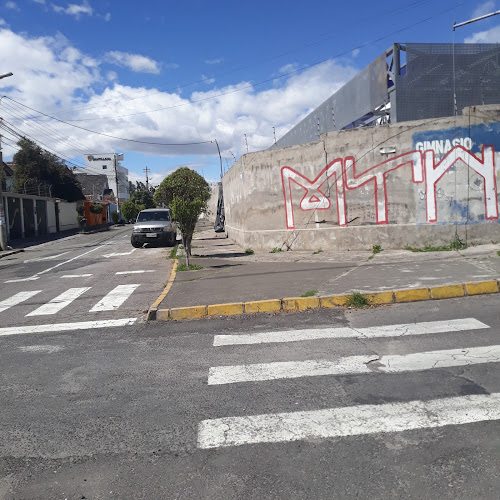 Opiniones de Muebles Pilluelos en Quito - Tienda de muebles
