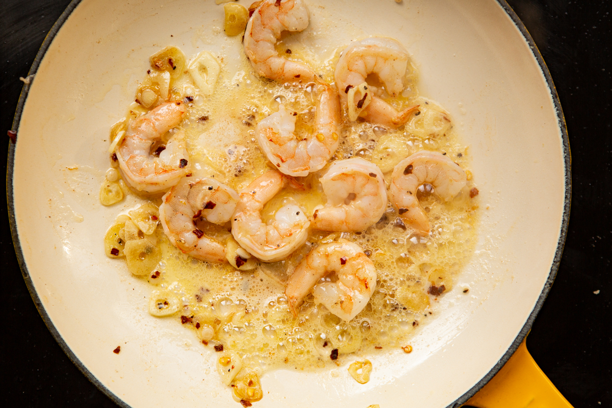 cooked shrimp with butter