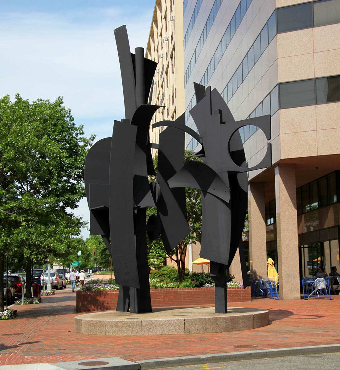 louise nevelson sky landscape modern outdoor sculpture