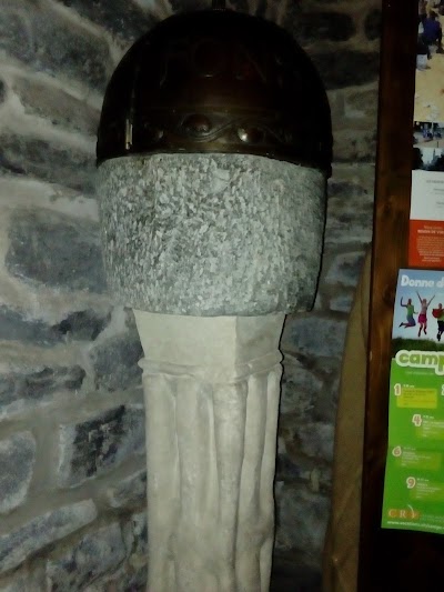 Photos of Eglise Romane du 11&egrave;me si&egrave;cle de St-Pierre-de-Clages