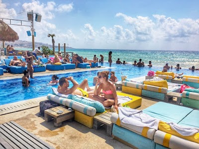 Photos of Iris Beach Club