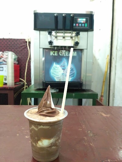 Photos of MeQueen Soft Ice Cream