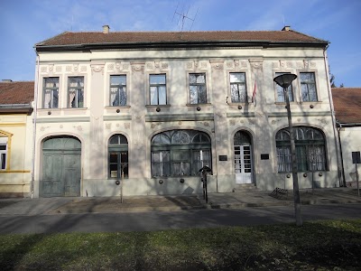 Photos of V&ouml;r&ouml;smarty Mih&aacute;ly V&aacute;rosi K&ouml;nyvt&aacute;r B&aacute;csalm&aacute;s